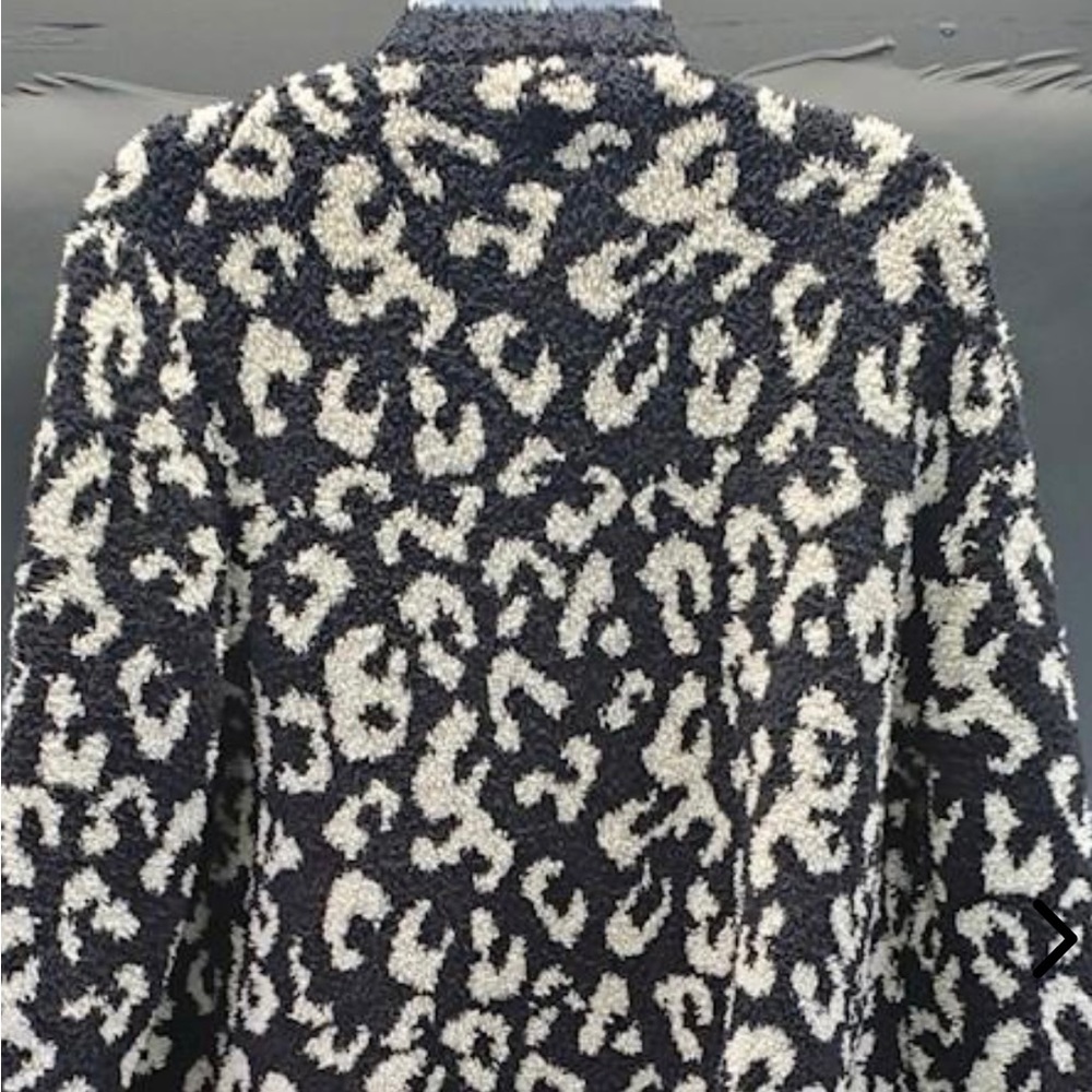 UGG Women’s Black/Cream Wrap Cardigan Sweater Size M